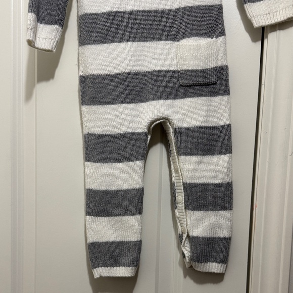 Janie and Jack Gray and White Striped Footie - Picture 11 of 15
